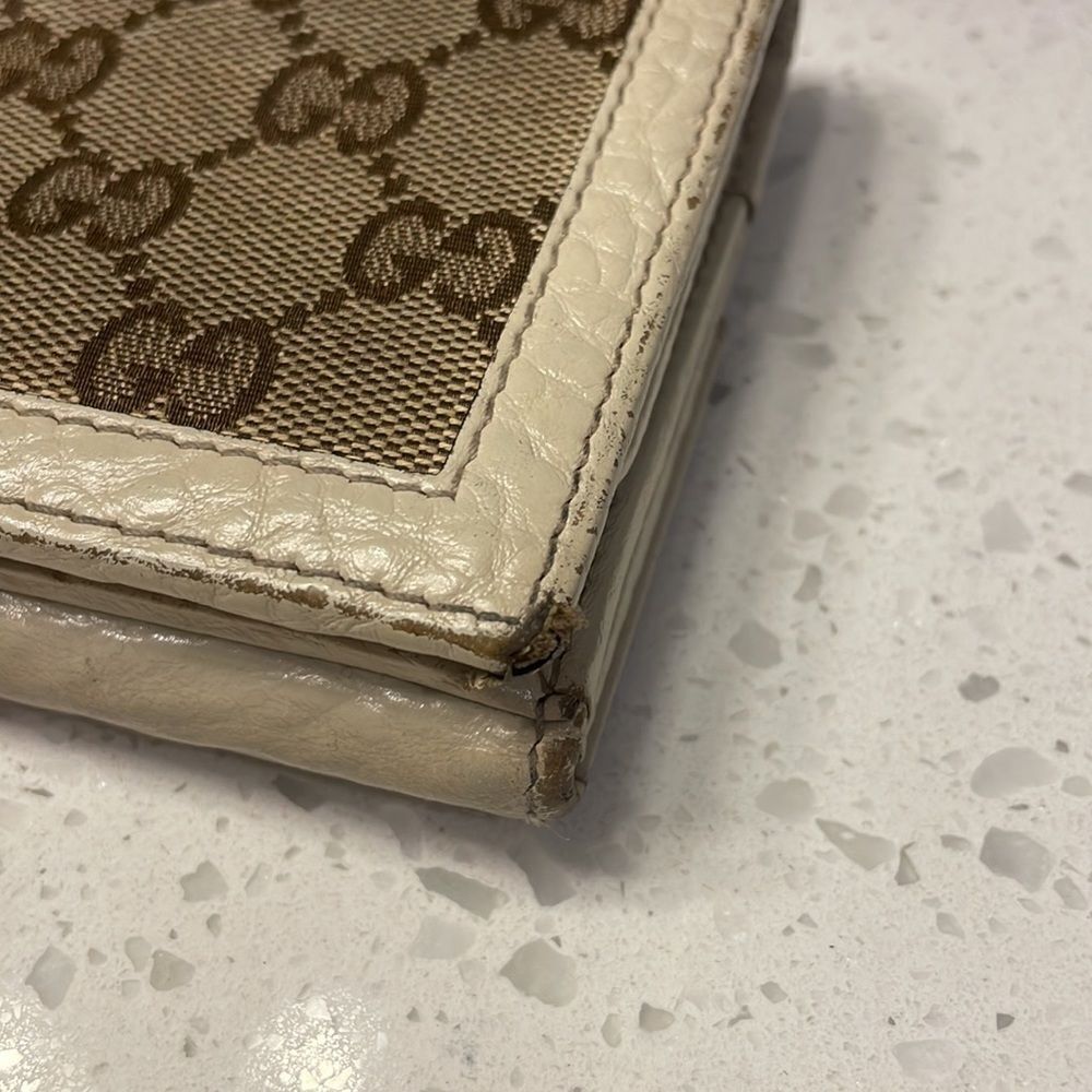 Gucci woman’s canvas and cream leather wallet - Picture 4 of 16